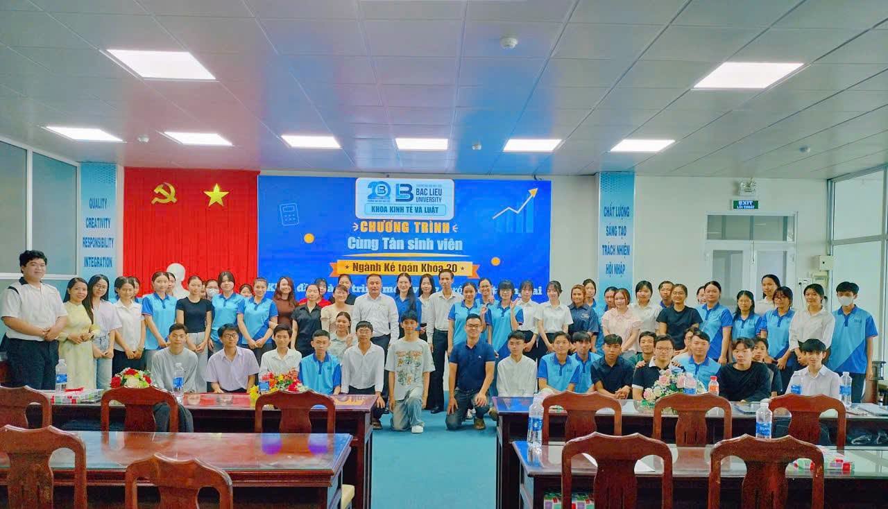 BỘ MÔN KẾ TOÁN-KIỂM TOÁN TỔ CHỨC CHƯƠNG TRÌNH "CÙNG TÂN SINH VIÊN KẾ TOÁN KHÓA 20 KHỞI ĐẦU HÀNH TRÌNH MỚI, VỮNG BƯỚC TƯƠNG LAI"